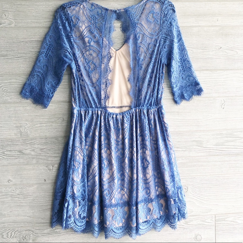 Final drop! Blue Lace Open Back 👗 | M/L | - Picture 6 of 8